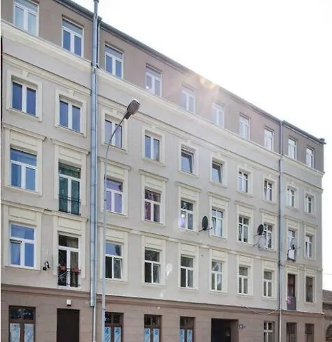 Delux14 - アパート *